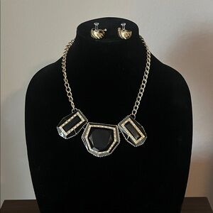 Vintage Black and Gold Necklace and Earring Set